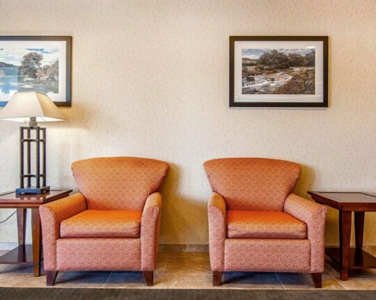 Comfort Inn & Suites Creswell - Photo4