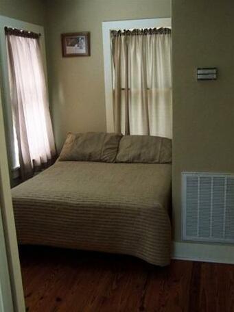 Crystal Cove Bed and Breakfast - Photo2