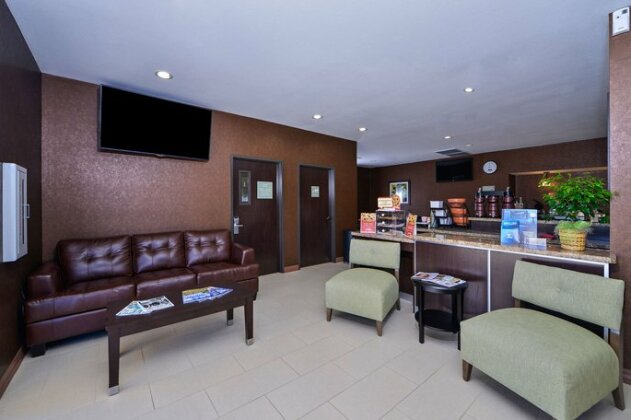 Americas Best Value Inn Cuero - Photo4