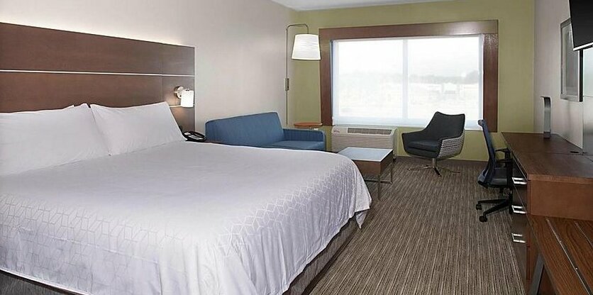 Holiday Inn Express & Suites - King George - Dahlgren - Photo3