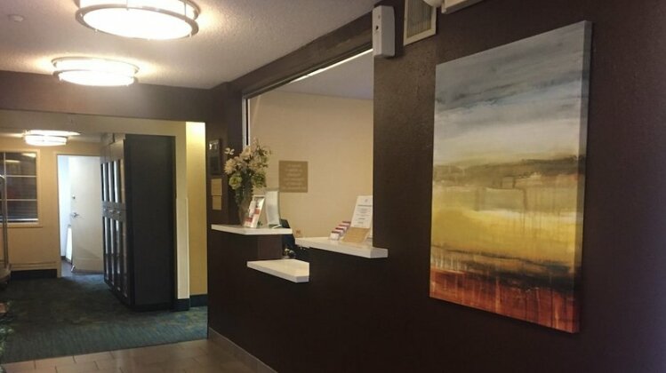 Candlewood Suites Dallas -By The Galleria - Photo3