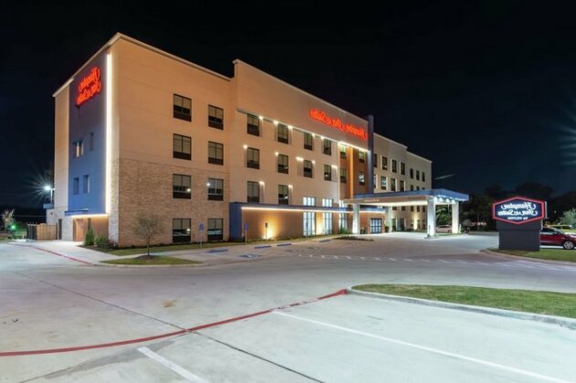 Hampton Inn & Suites Dallas East