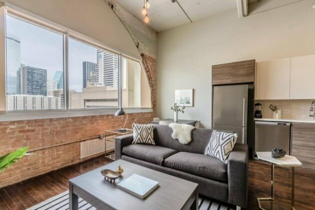 Homey 1BR Unit with Downtown Dallas Views