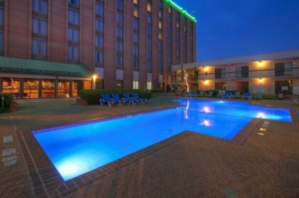 MCM Elegante Hotel and Suites - Dallas