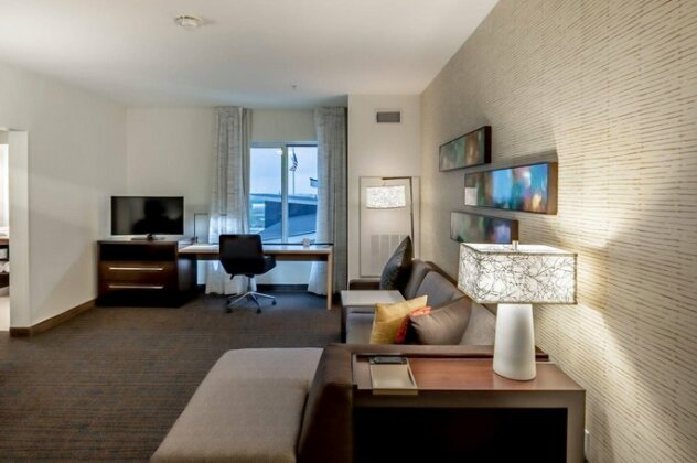 Residence Inn by Marriott Dallas at The Canyon - Photo5