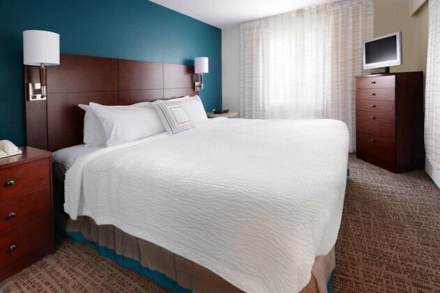 Residence Inn by Marriott Dallas Market Center - Photo3