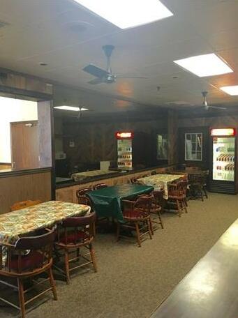 Budgetel Inn & Suites Dalton - Photo2