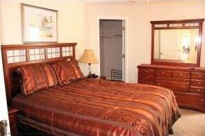 3 Br Home Private Pool Sleeps 8 - Photo4