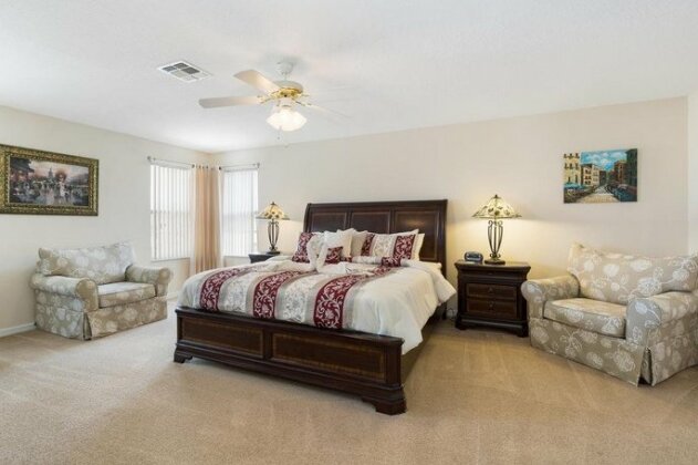 5 Bed Home At Retreat Legacy Park 139 - Photo5