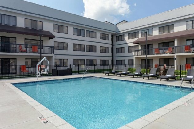 DoubleTree Suites by Hilton Dayton/Miamisburg - Photo2