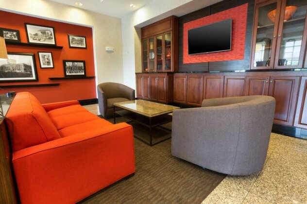 Drury Inn & Suites Dayton North - Photo2