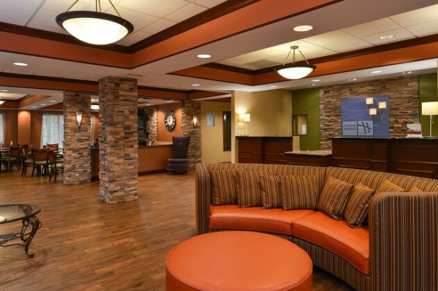 Holiday Inn Express Hotel & Suites Dayton-Centerville - Photo3