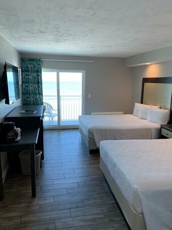 Boardwalk Inn and Suites - Photo4