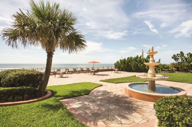 La Quinta Inn & Suites Oceanfront Daytona Beach - Photo3