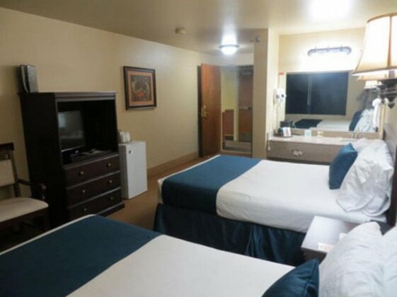 First Gold Hotel Suites & Gaming - Photo5