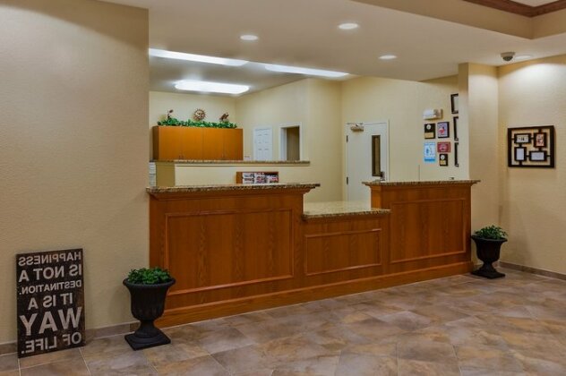 Candlewood Suites Decatur Medical Center - Photo3