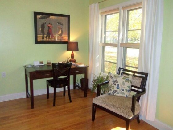 Parkside Bed and Breakfast - Photo3