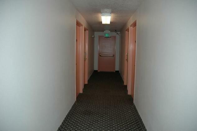 Budget Motel Delta - Photo4