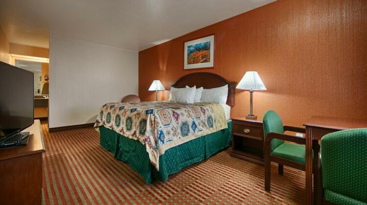 BEST WESTERN Deming Southwest Inn - Photo4