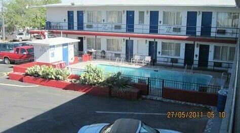 Deming Motel