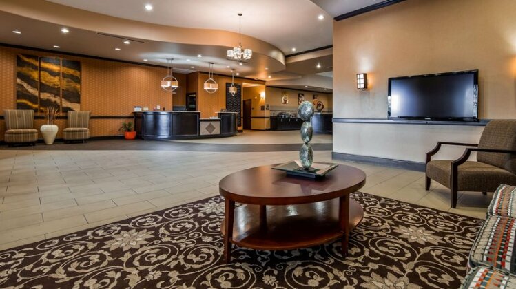 Best Western Plus Texoma Hotel and Suites Denison Sherman - Photo4