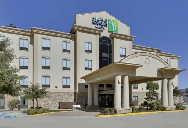 Holiday Inn Express Hotel & Suites Denton - Photo2