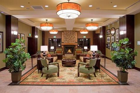 Holiday Inn & Suites Denver Airport - Photo4