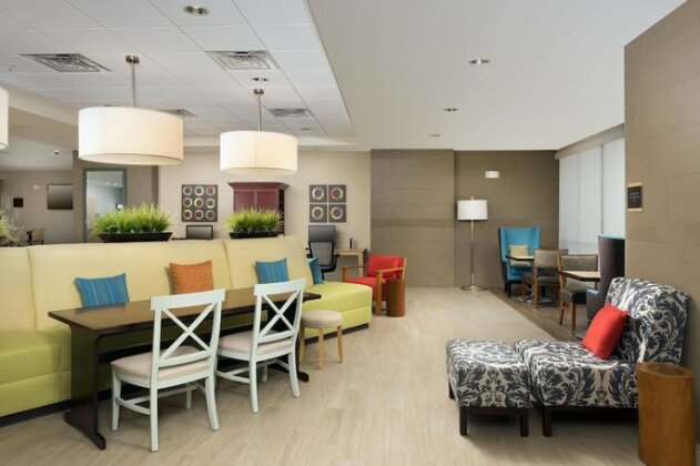 Home2 Suites by Hilton Denver International Airport - Photo4