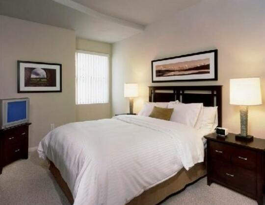 Oakwood Apartments Ciera Crest Denver Colorado - Photo3