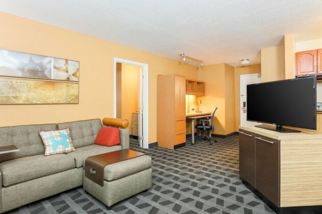 TownePlace Suites Denver Southeast - Photo2