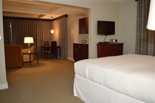 Whale Cove Inn - Photo5