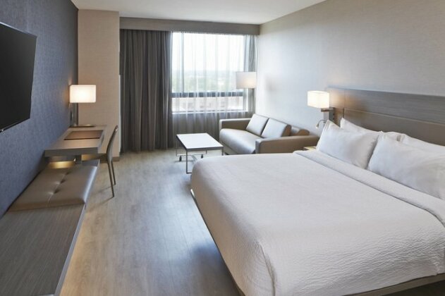 AC Hotel by Marriott Des Moines East Village - Photo5
