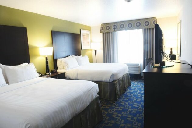 Holiday Inn Express and Suites Urbandale Des Moines - Photo4