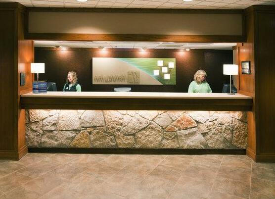 Holiday Inn Hotel & Suites Des Moines-Northwest - Photo4