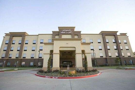 Hampton Inn & Suites Dallas-DeSoto - Photo4