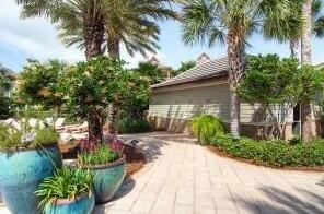 4 Br Home - Villages Of Crystal Beach - Photo4
