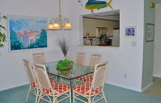 Beach Manor 0709 by RedAwning - Photo2