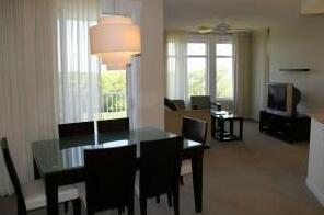 Elation - 1 BR Condo - Photo3