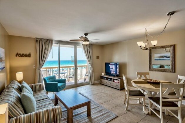 Pelican Beach Resort Condos - Photo5