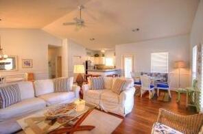 Periwinkle Cottage - 3 BR Home - Photo5