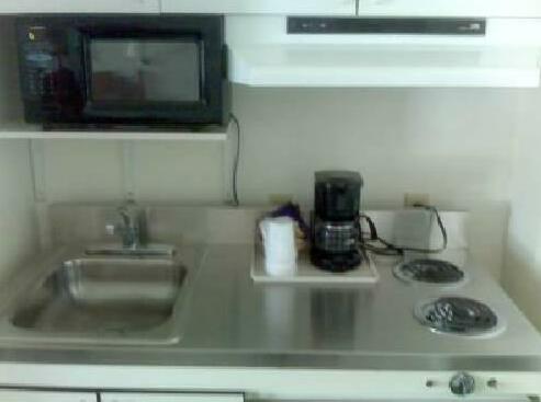 Diboll Inn and Suites - Photo5