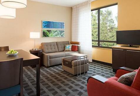 TownePlace Suites by Marriott Dickinson - Photo3