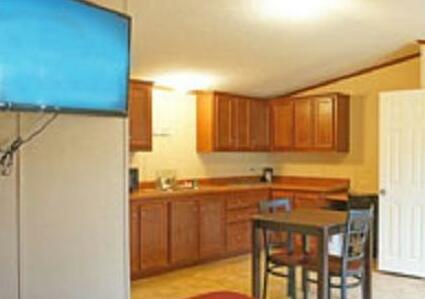 Eagle Inn and Suites Dilley - Photo4