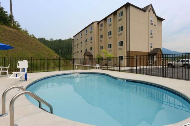 Microtel Inn & Suites Dillsboro/Sylva - Photo4