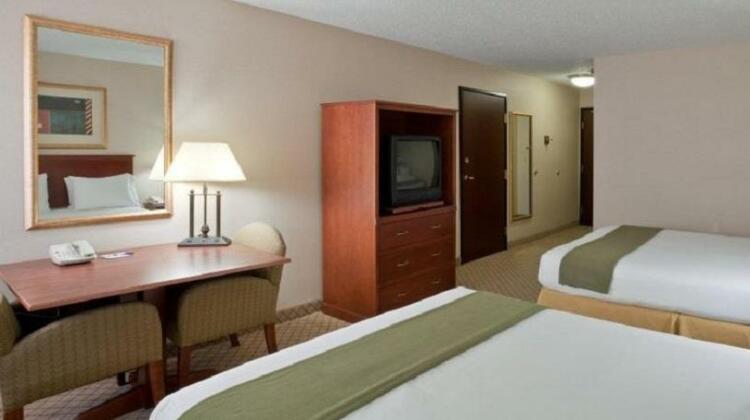 Stay Suites of America - Dodge City - Photo4