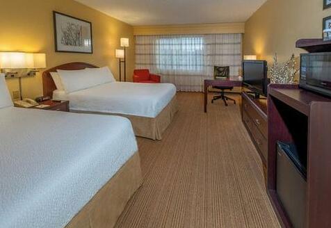 Courtyard by Marriott Dothan - Photo3