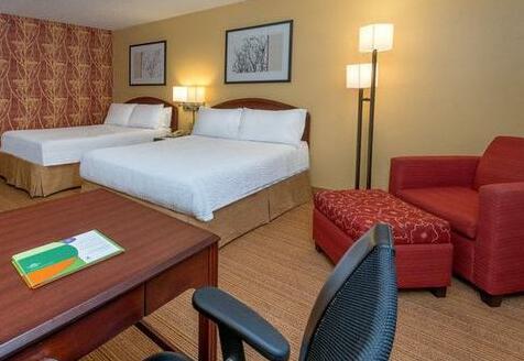 Courtyard by Marriott Dothan - Photo4