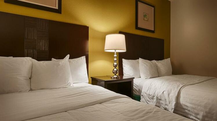 Best Western Douglas Inn & Suites - Photo4