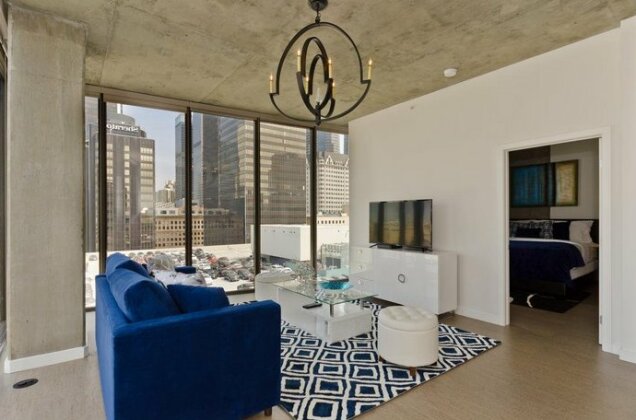 Urban DTLA VIP Penthouse with Pool Table - Photo5