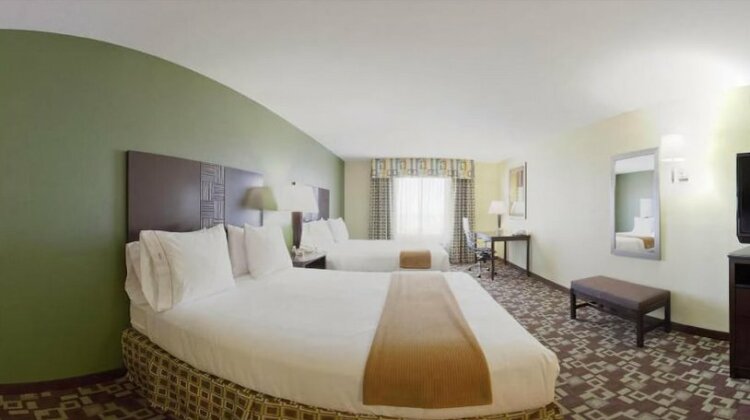 Holiday Inn Express Hotel & Suites Dumas - Photo4